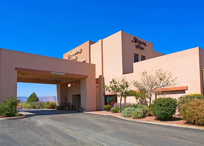 Hampton Monument Valley Hotel 3*
